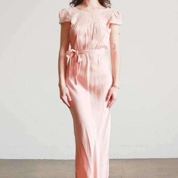 1930s Ballet Pink Silk Charmeuse Bias Cut Cap Sleeve Dress Vintage Antique Lace - Picture 2 of 7